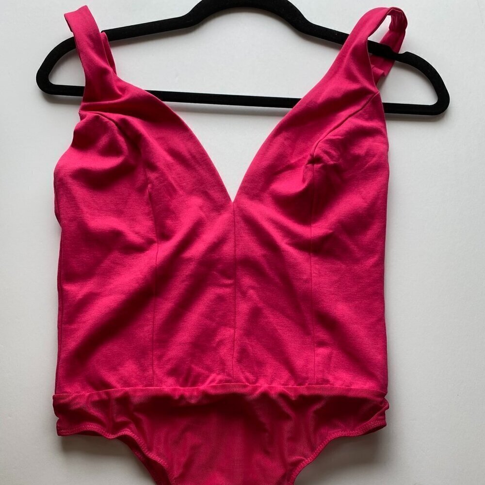 HOT PINK Lulus Vneck bodysuit with side zipper